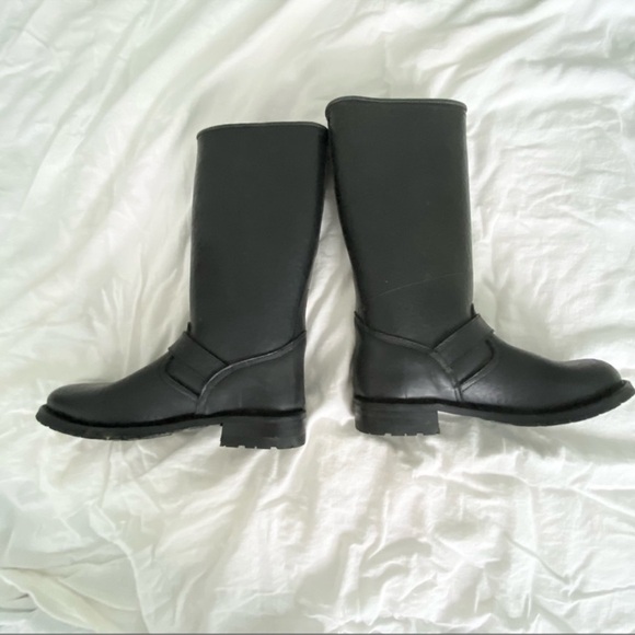 FRYE Black Engineering Sheep Lined 14” Rubber Boot - Picture 3 of 7